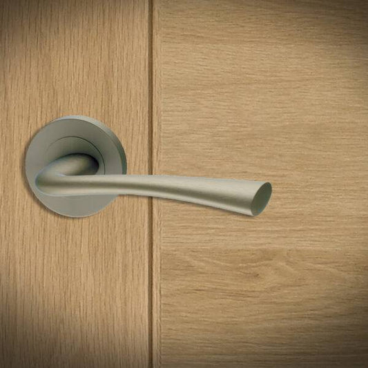 Kuban Bathroom Door Handle Pack on Back Plate with Lock and 65mm Latch