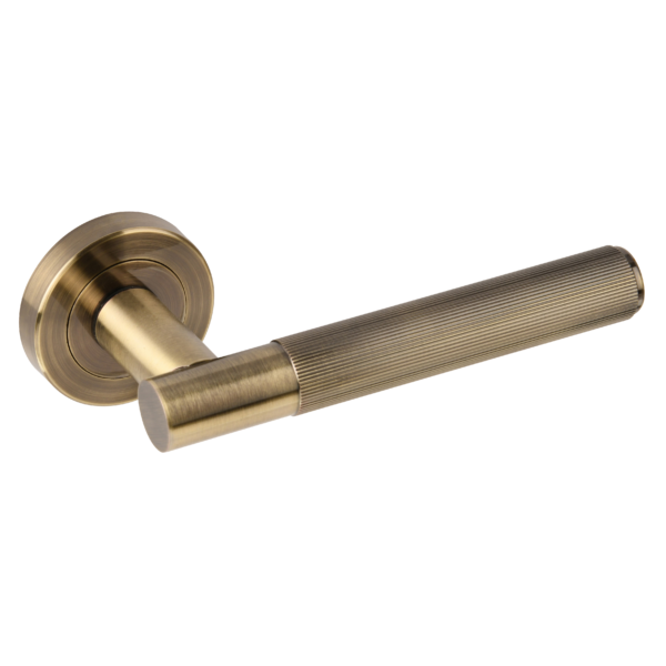 Oglio Door Handle Bathroom Pack with lock and 65mm Latch