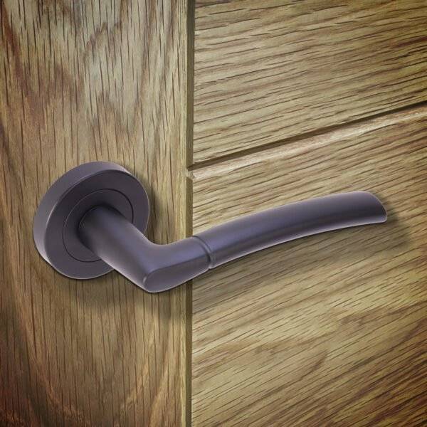 Tanaro  Door Handle Bathroom Pack with lock and 75mm Latch